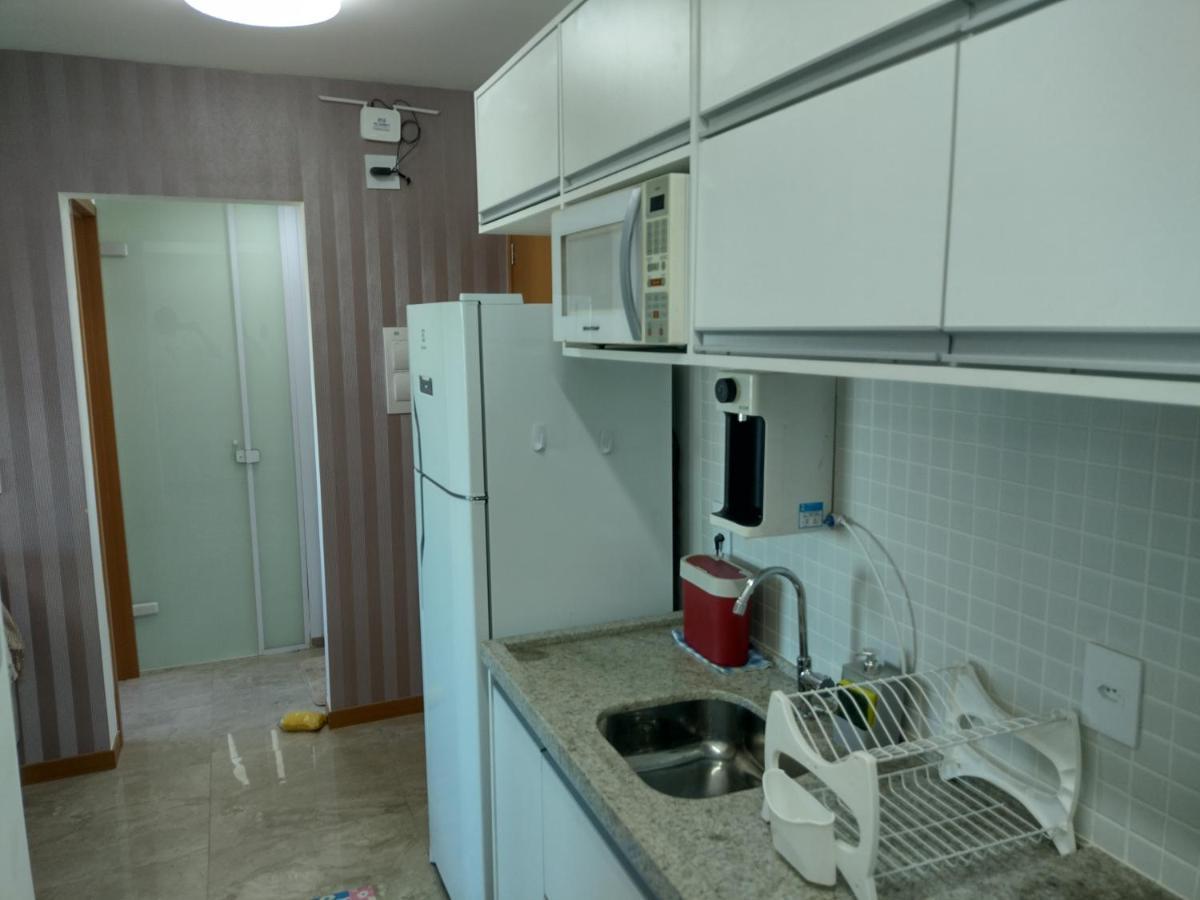 Apartamento Excelente 02 Quartos Frente Ao Mar *